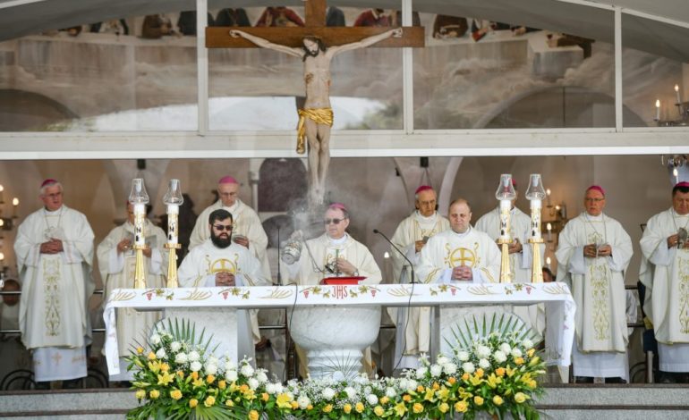 Obitelji Riječke nadbiskupije sudjelovale na 4. nacionalnom susretu hrvatskih katoličkih obitelji u Ludbregu