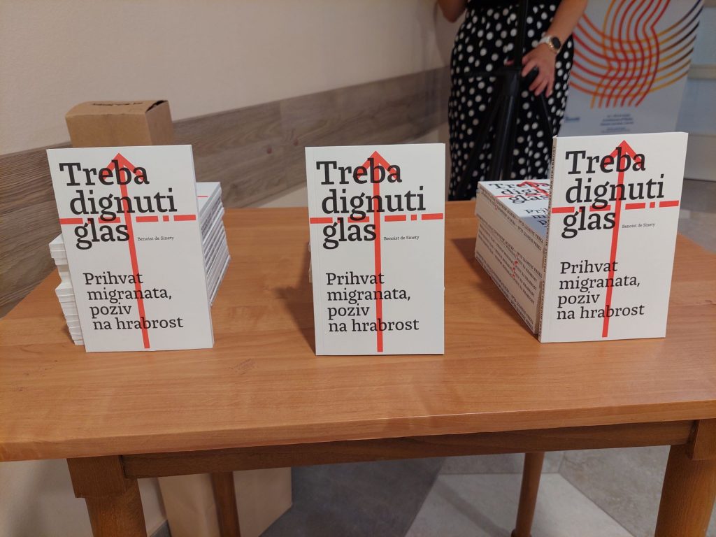 Treba dignuti glas: prihvat migranata, poziv na hrabrost“