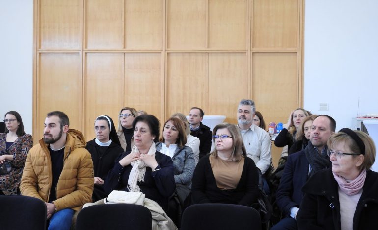„Kršćanska duhovnost – pomoć obiteljima u krizi“
