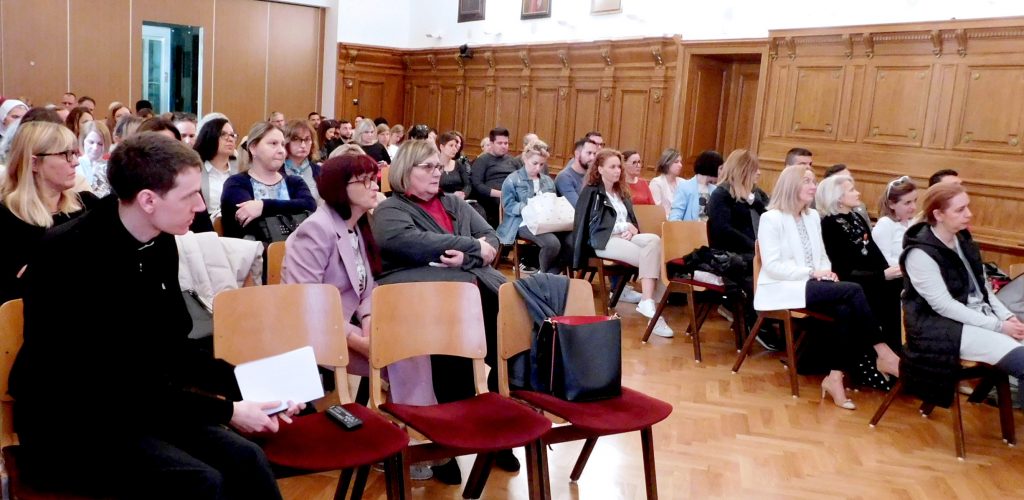 Stručni skup za vjeroučitelje Riječke metropolije: Kritičko mišljenje u nastavi vjeronauka