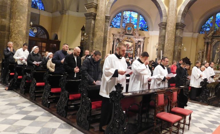 Održano molitveno bdijenje uoči svećeničkog ređenja