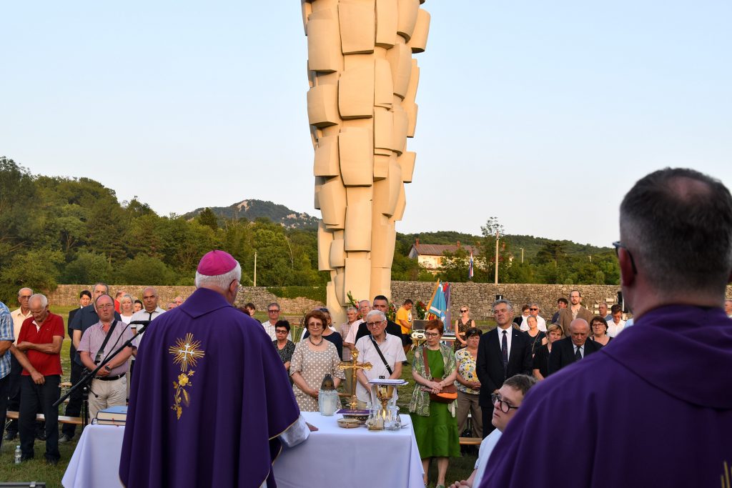 Sjećanje na Podhumske žrtve: S Isusom započinjati novu povijest