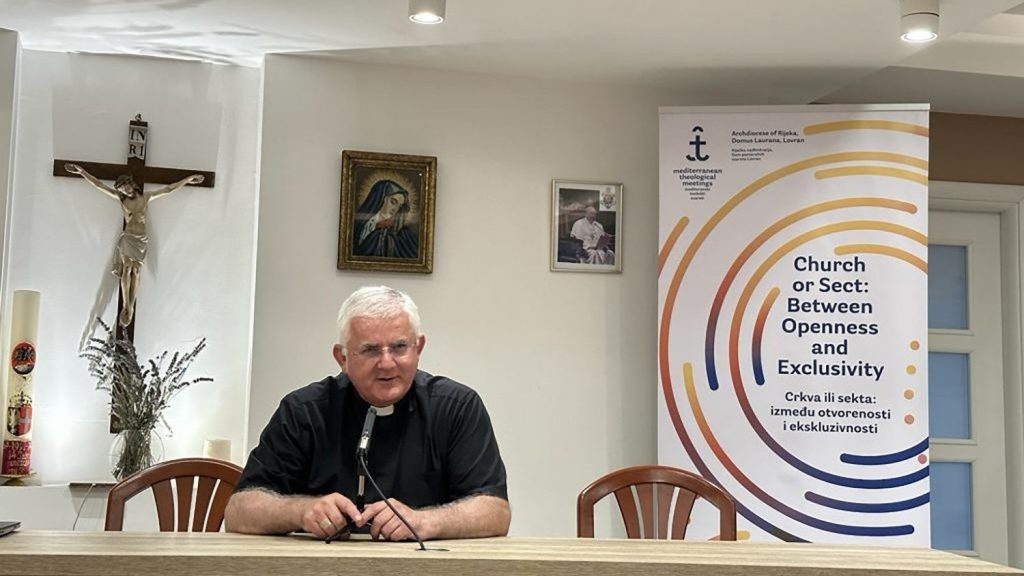 Nadbiskup Mate Uzinić za Vatican News: Biti na strani žrtava kako bi se zaustavila zlostavljanja