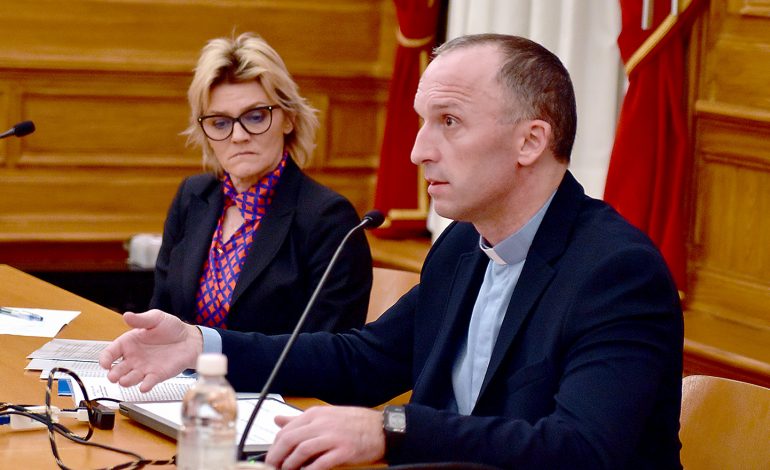 Fiducia supplicans – o bogatstvu blagoslova kao izričaja Božjeg milosrđa