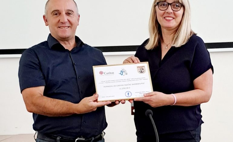  Vrijedna novčana donacija USPDR Ajkula, Grada Bakra i PGŽ-a Caritasu Riječke nadbiskupije