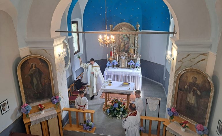 U Rogima obilježena 160. obljetnica crkve sv. Andrije i Vida i blagoslovljena obnovljena unutrašnjost crkve