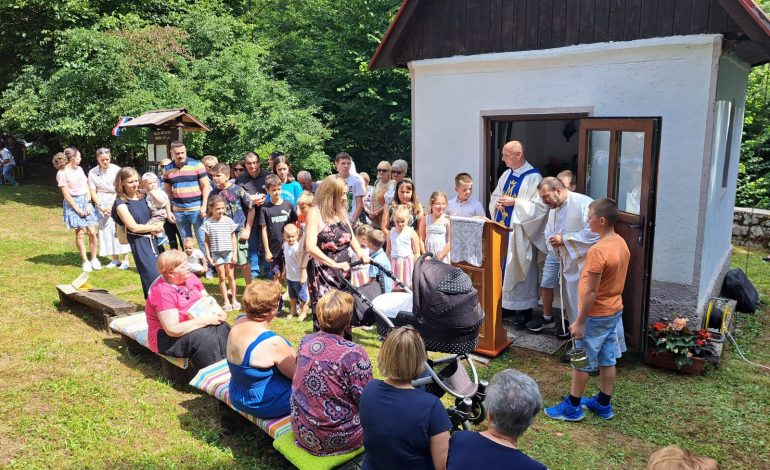 Majka Božja od Pomoći u Kočičinu