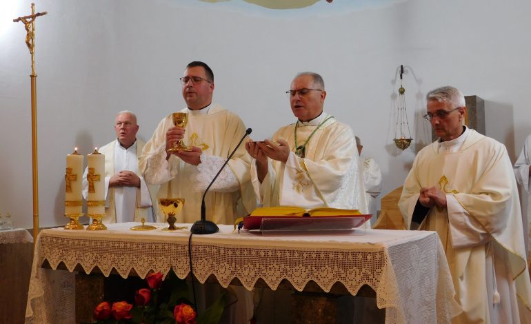 Nasljedujmo svetu Tereziju i budimo uz Isusa ‘čista desetka’.