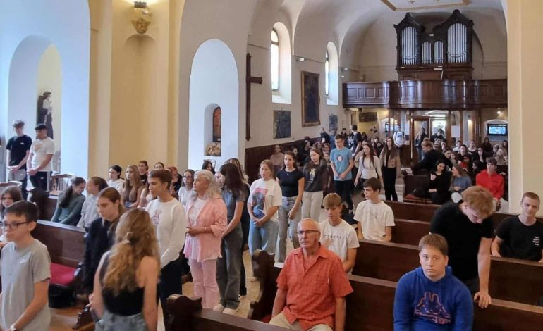 Opatijski učenici misom zakoračili u novu školsku godinu