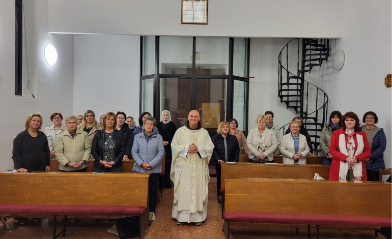Misa podrške medicinskim sestrama i zdravstvenim djelatnicima Petrove bolnice
