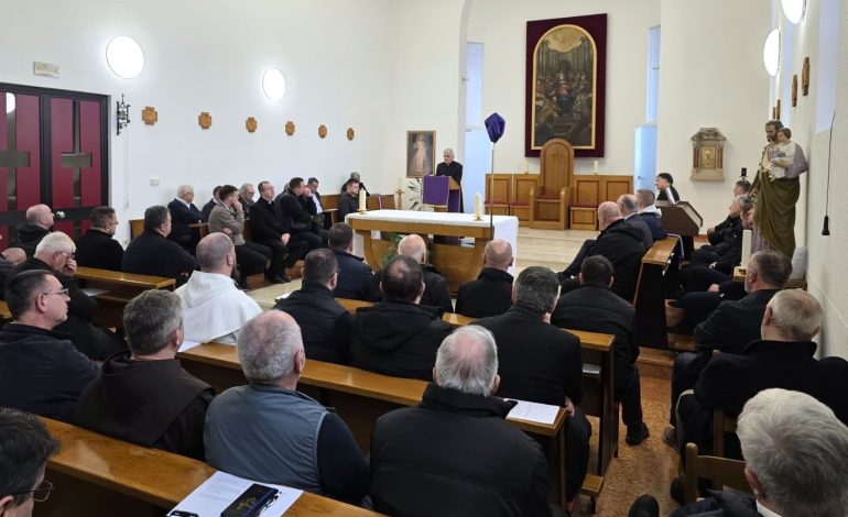  Duhovna obnova za svećenike: rast svijesti o Isusovom kraljevskom i mesijanskom poslanju