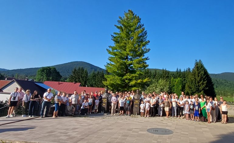 Hodočasnici iz Bjelovarske biskupije posjetili svetište Gospe Žalosne u Mrkoplju