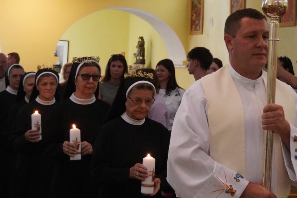 Vjernost Srcu Isusovu duga desetljećima