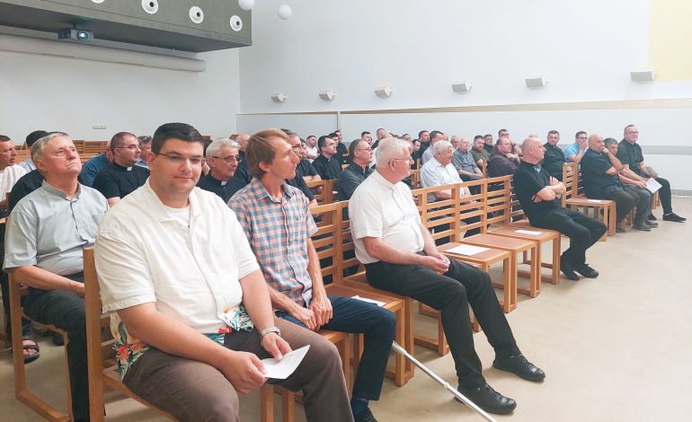 „Učiti živjeti sinodalno“ – poziv na novu etapu zajedničkoga hoda