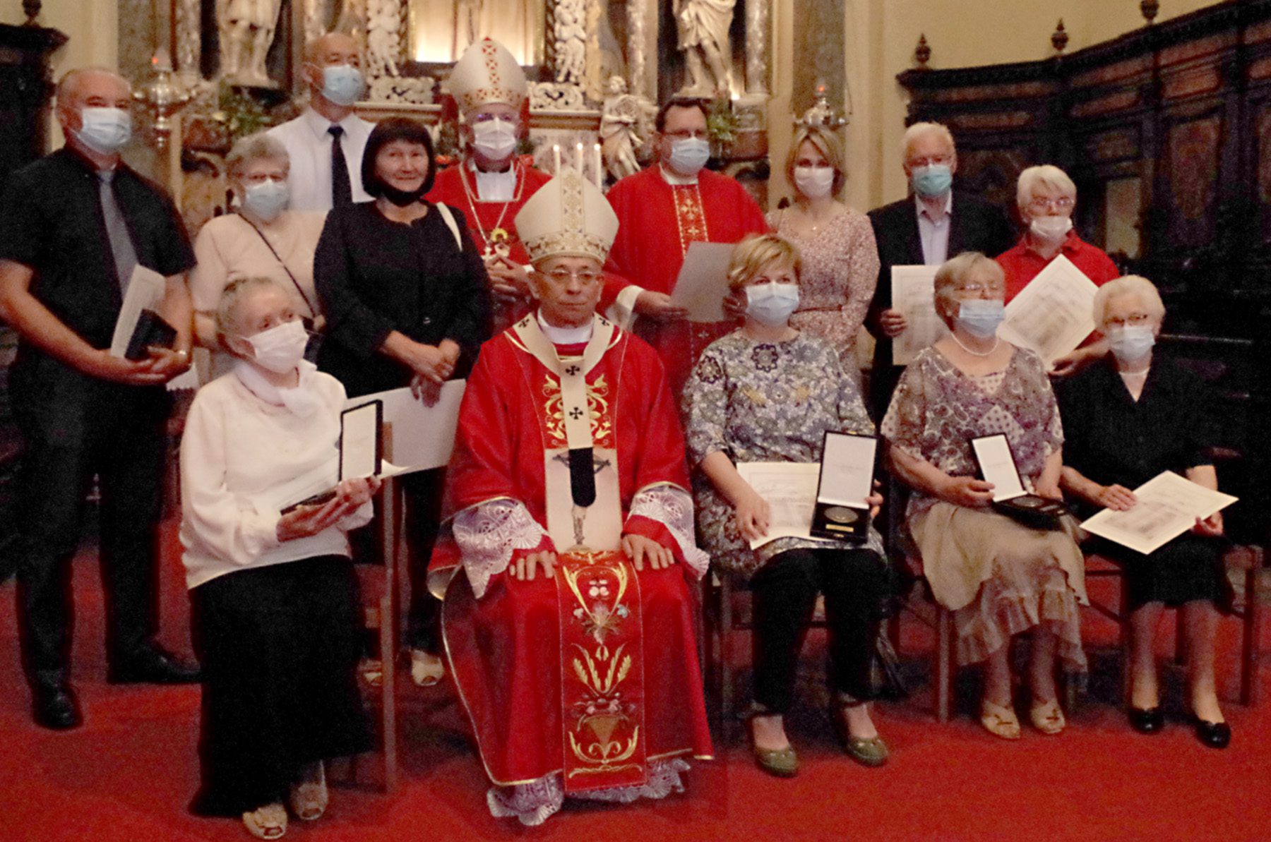Pontifikalna misa blagdana sv. Vida: Medalje zahvalnosti ustanovama posvećenim borbi protiv pandemije